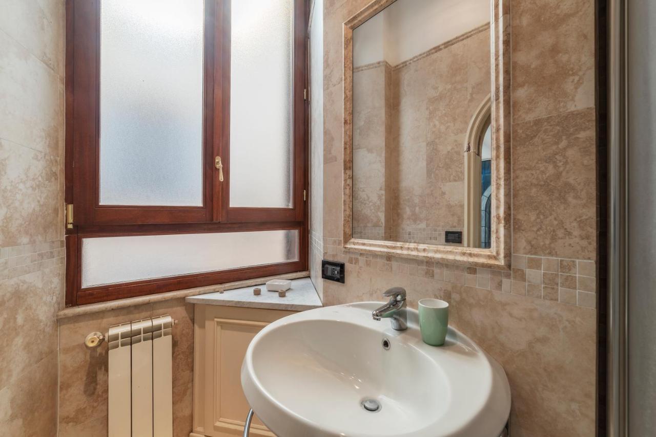 Piazza Di Spagna Elegant Apartment Рим Экстерьер фото