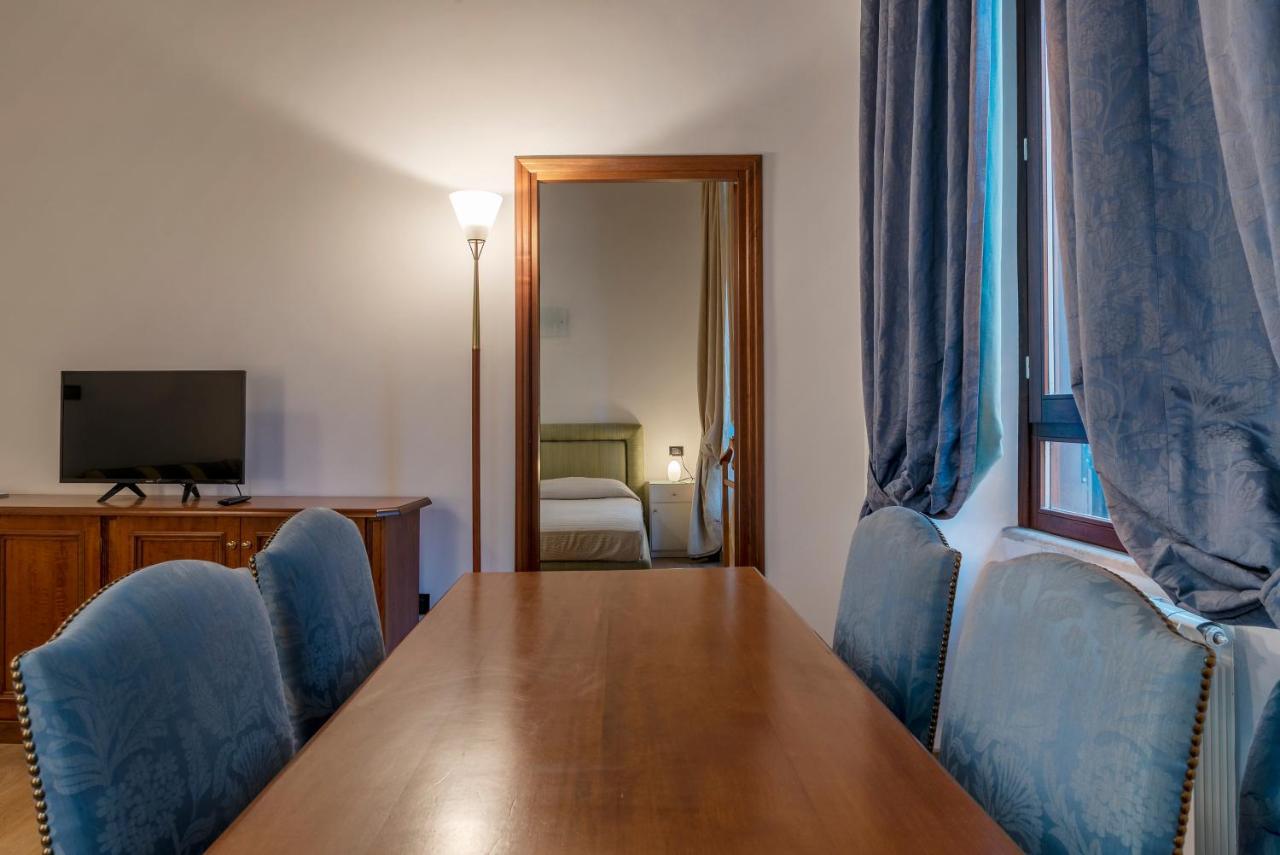 Piazza Di Spagna Elegant Apartment Рим Экстерьер фото